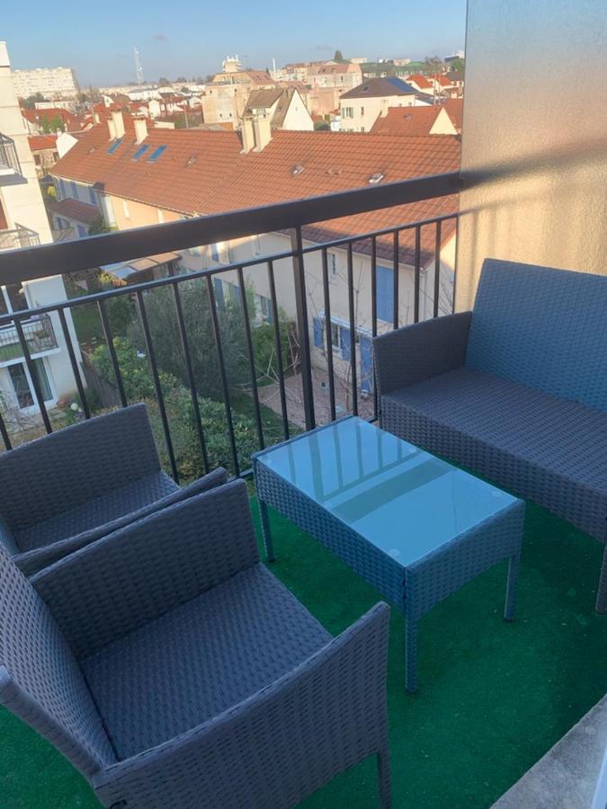 Lumineux Studio Avec Balcon / Cosy Flat With Balcony Apartment Villejuif Bagian luar foto